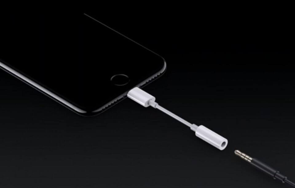 iPhone 7 không có chỗ cắm tai nghe ? Cách cắm tai nghe iPhone 7 Plus