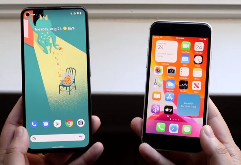 Nên mua điện thoại Google hay Apple giữa Pixel 5a và iPhone SE ?