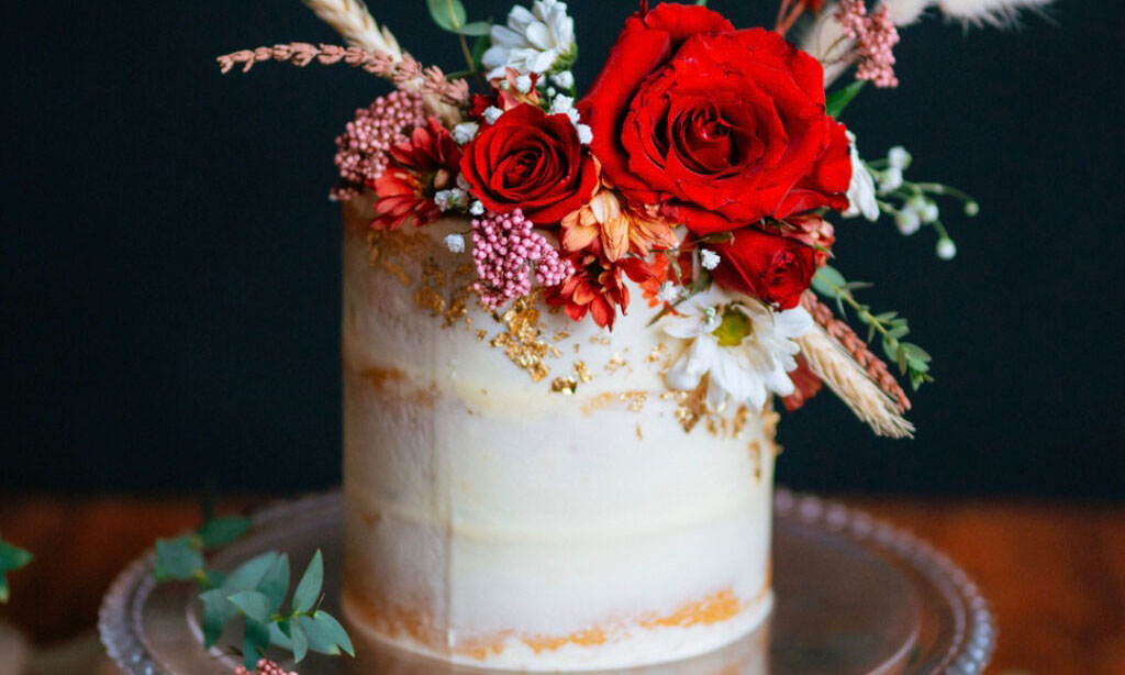 Những chiếc bánh kem Happy Wedding đẹp nhất năm 2022 – biến những giấc mơ trong ngày cưới của bạn thành hiện thực